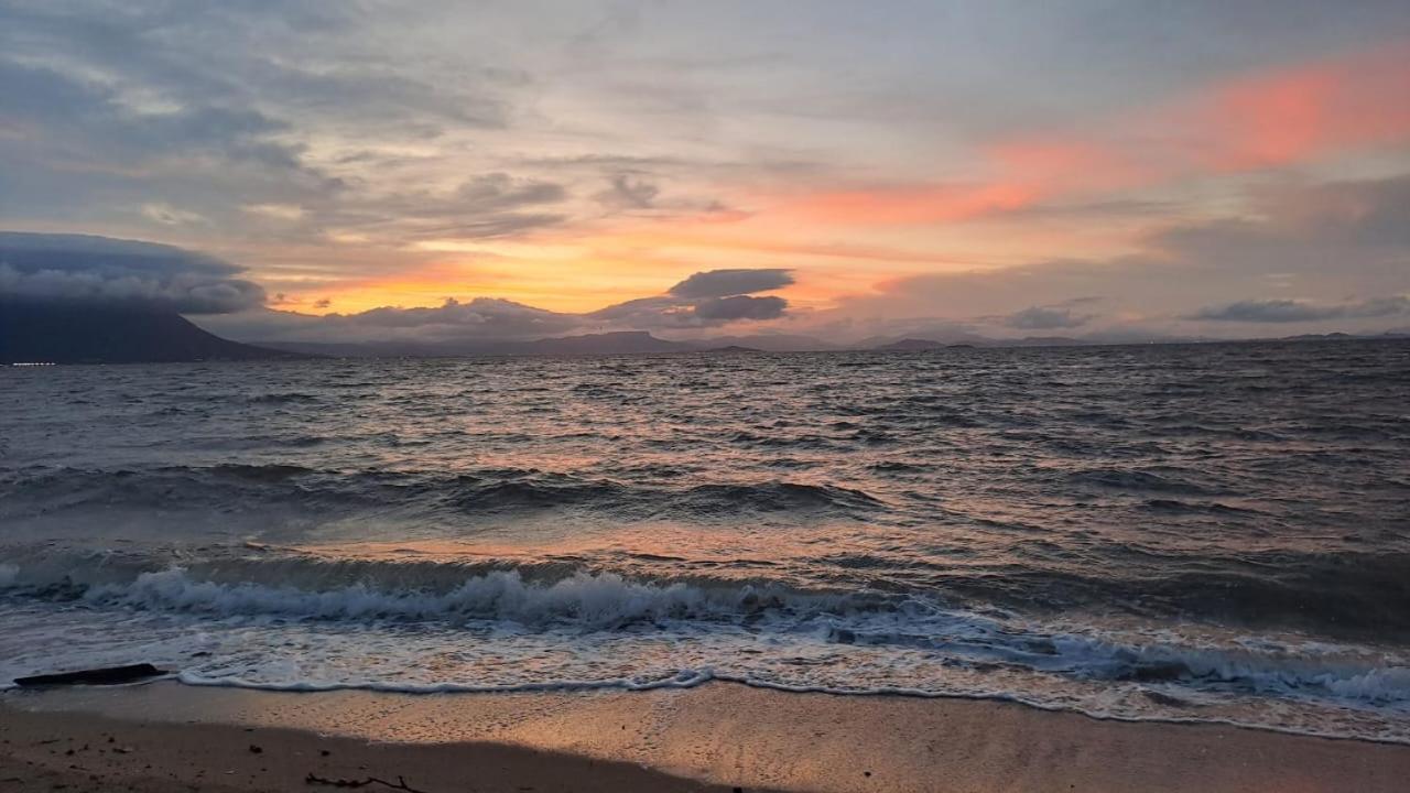 Casa De Praia Beira Do Mar, Pe Na Areia Florianópolis 外观 照片